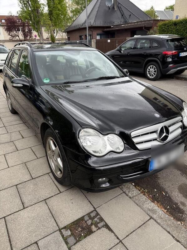Schwarz Gebraucht 2007 Mercedes C180 Elegance Kombi | 1.000 € - Bild 1/4