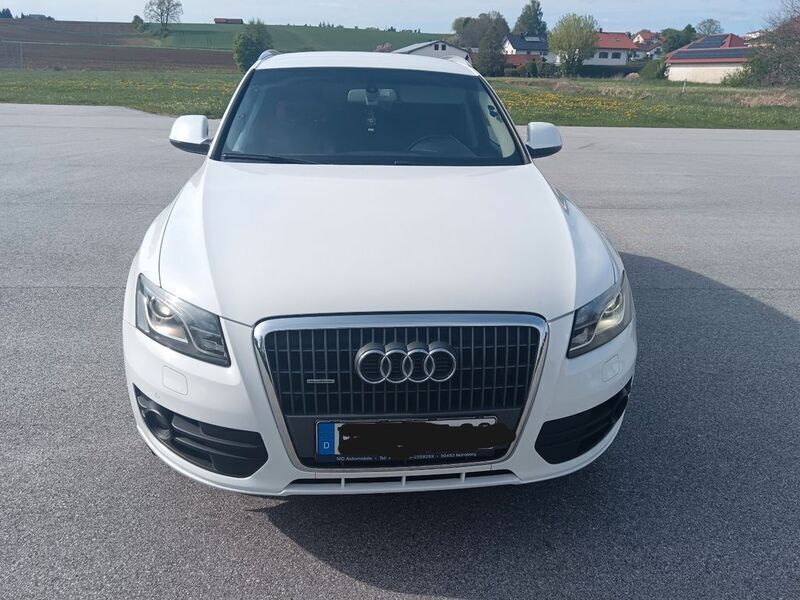 Weiß Gebraucht 2009 Audi Q5 SUV | 9.200 € (Guter Preis) - Bild 1/4