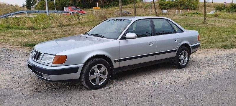 Gebraucht Audi 100 133 PS (97 kW) 1991 Silber Limousine