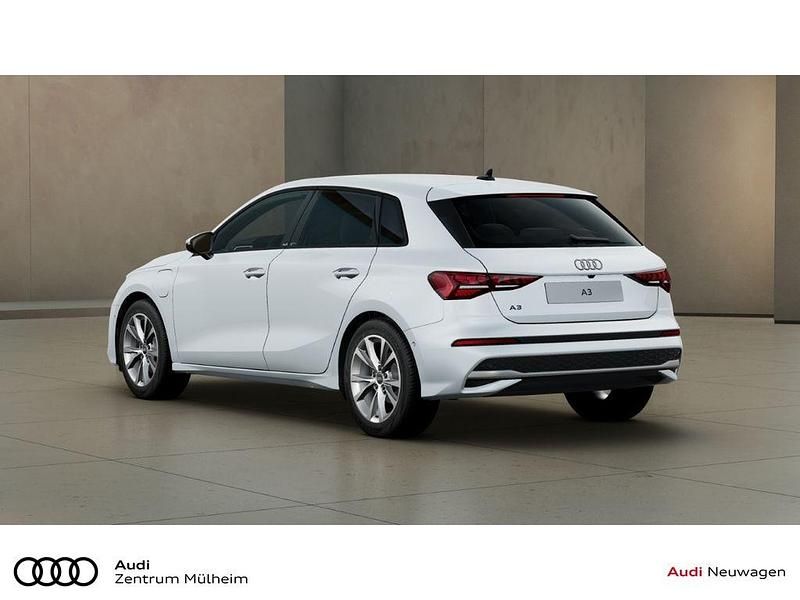 Ny Audi A3 Advanced 204 HK (150 kW) 2026 Hvid Sedan