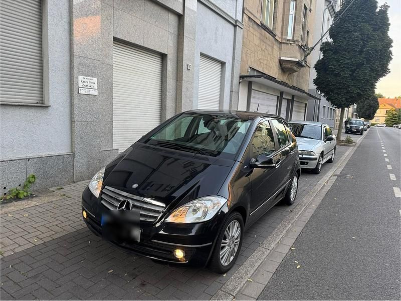 Schwarz Gebraucht 2009 Mercedes A160 Kleinwagen | 4.950 € (Guter Preis) - Bild 1/4