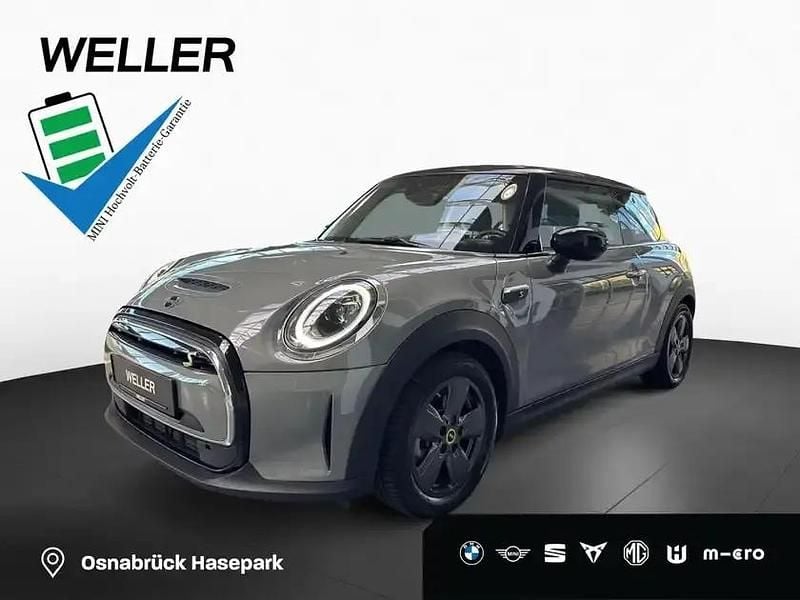 Moonwalk grey (grau) Gebraucht 2022 Mini Cooper SE Kleinwagen | 16.950 € (Superpreis) - Bild 1/3