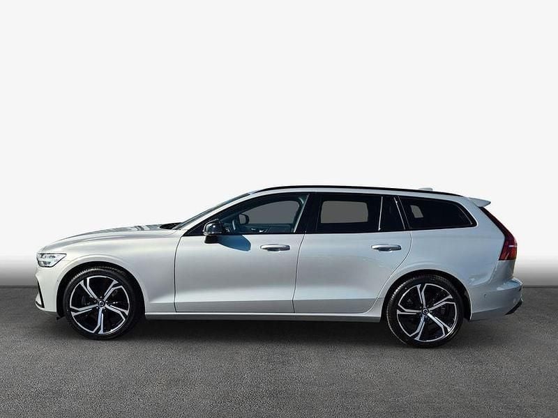 Gebraucht Volvo V60 Plus 197 PS (144 kW) 2025 Silber Kombi
