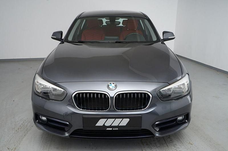 Gebraucht BMW 118 Sport Line 136 PS (100 kW) 2017 Grau Kleinwagen