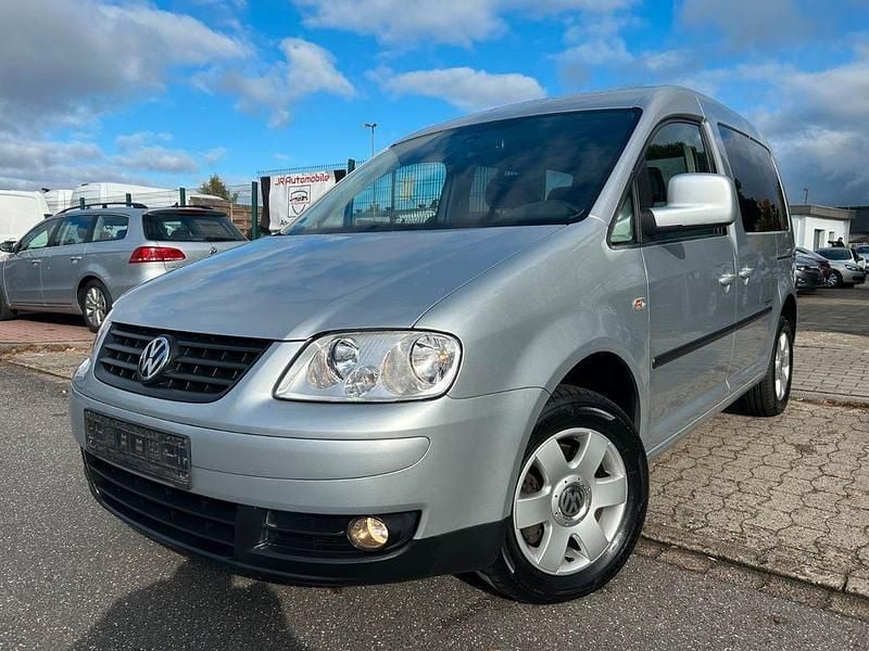 Silber Gebraucht 2010 VW Caddy Team Van / Kleinbus | 6.990 € (Guter Preis) - Bild 1/4