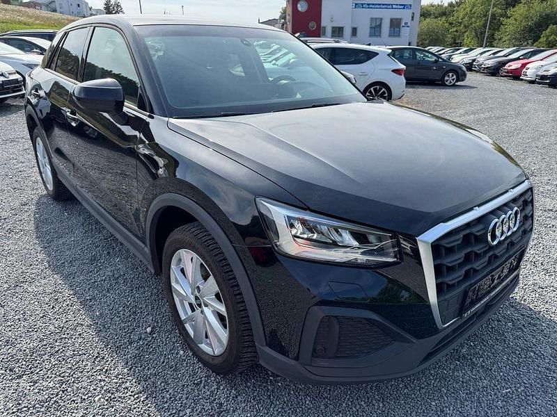 Schwarz Gebraucht 2022 Audi Q2 Advanced SUV | 22.590 € (Superpreis) - Bild 1/4