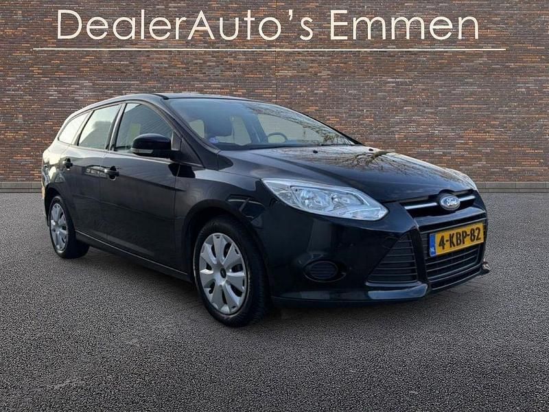 Gebraucht Ford Focus 101 PS (74 kW) 2013 Schwarz Kombi