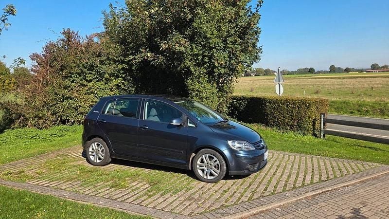 Blau Gebraucht 2006 VW Golf Plus Goal Van / Kleinbus | 3.500 € (Fairer Preis) - Bild 1/4