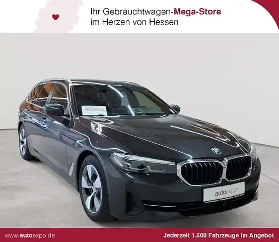 Gebraucht BMW 530 Sport Line 252 PS (185 kW) 2021 Kombi
