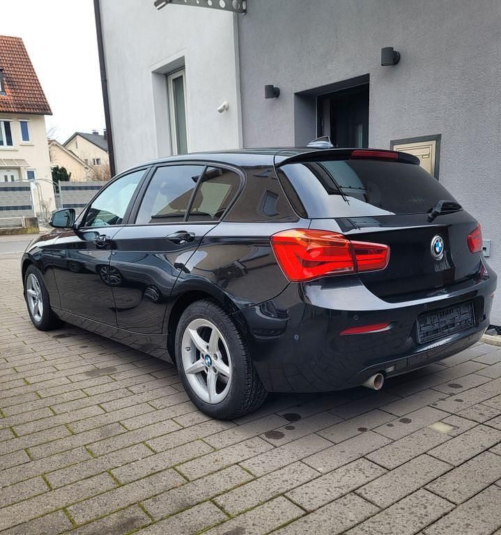 Gebraucht BMW 118 Advantage 150 PS (110 kW) 2018 Schwarz Kleinwagen