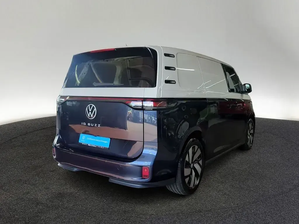 Gebraucht VW ID. Buzz Pro 250 kW (340 PS) 2025 Candyweiß / starlight blue me Van / Kleinbus
