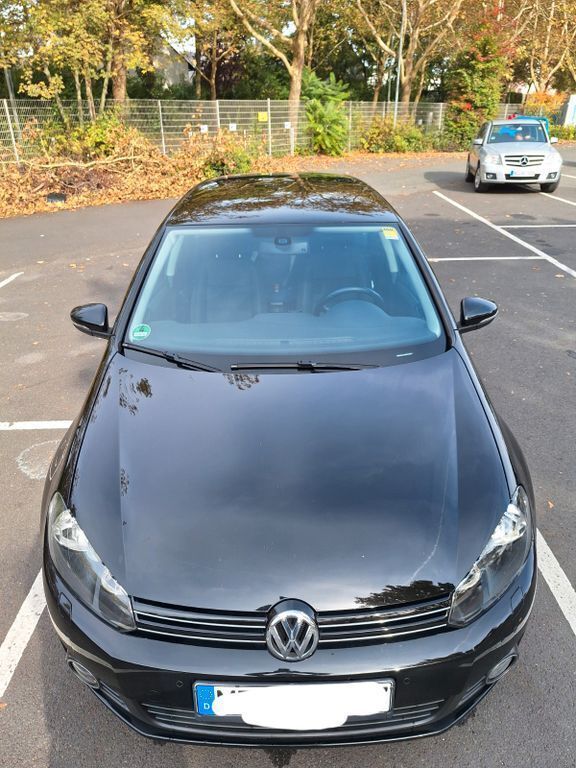 Schwarz Gebraucht 2011 VW Golf VI Team Limousine | 5.400 € (Fairer Preis) - Bild 1/4