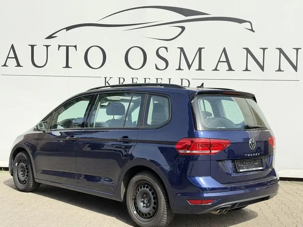 Gebraucht VW Touran Comfortline 150 PS (110 kW) 2022 Atlantik blue metallic Van / Kleinbus