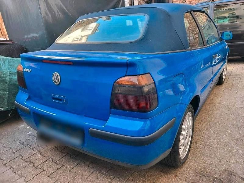 Second-hand VW Golf 101 CP (74 kW) 2003 Cabrio