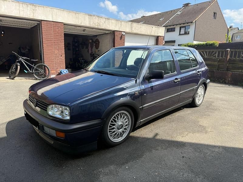 Blau Gebraucht 1994 VW Golf III GT Limousine | 1.200 € - Bild 1/4