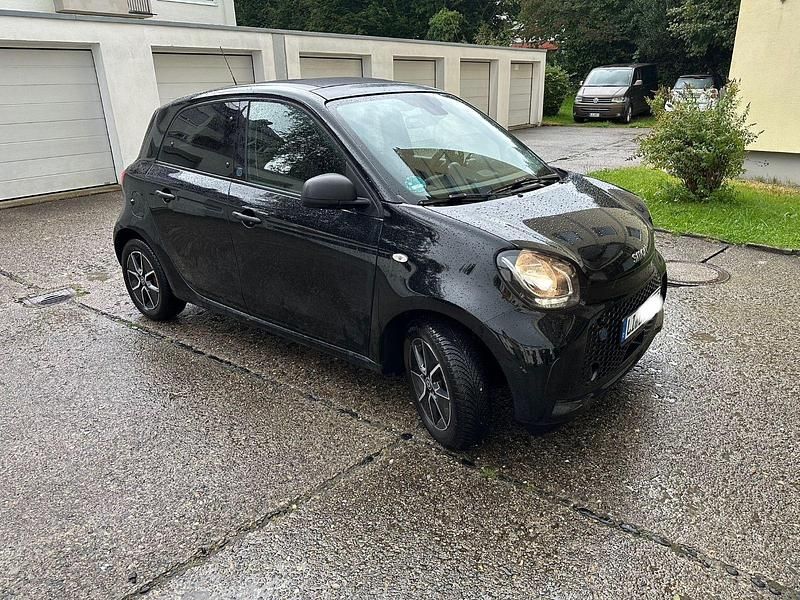 Schwarz Gebraucht 2021 Smart ForFour Electric Drive Kleinwagen | 9.000 € (Guter Preis) - Bild 1/4