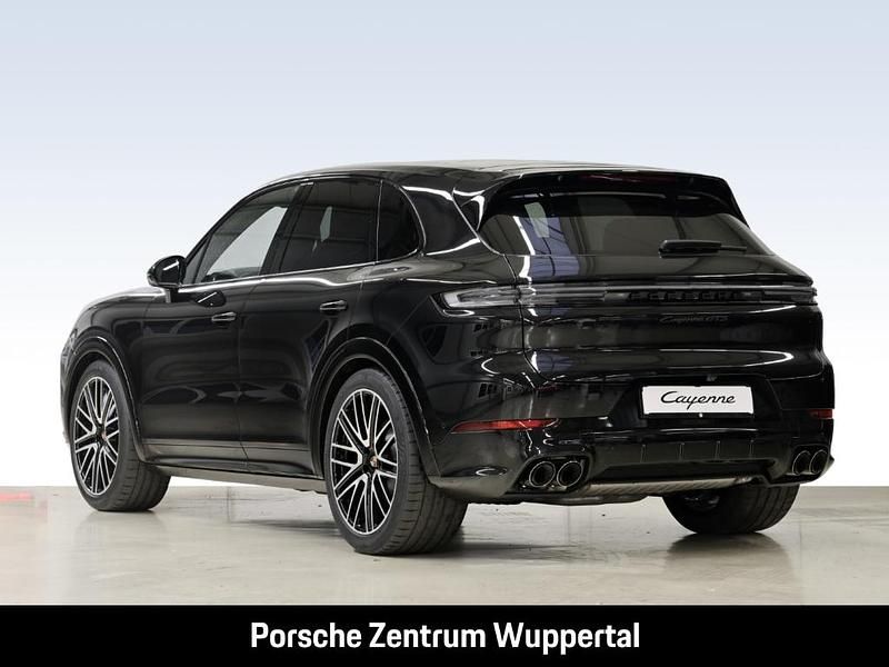 Neu Porsche Cayenne GTS 500 PS (367 kW) 2025 Schwarz SUV