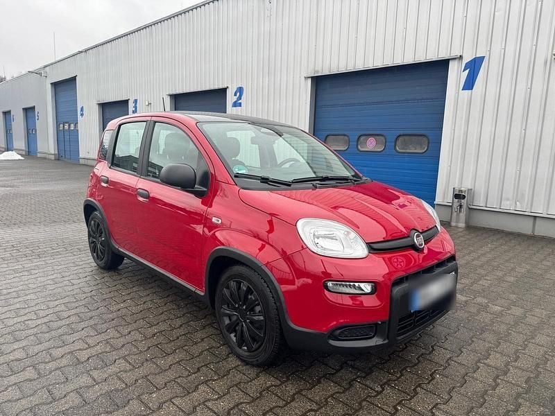 Gebraucht Fiat Panda 71 PS (52 kW) 2024 Rot Kleinwagen