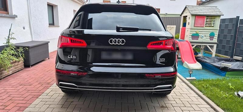 Second-hand Audi Q5 190 CP (139 kW) 2019 Negru SUV