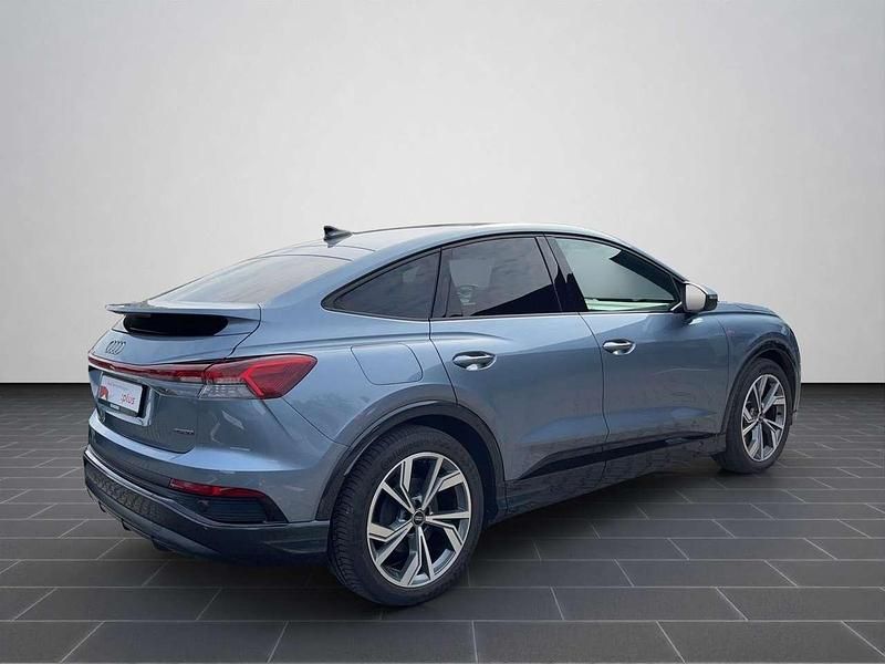 Gebraucht Audi Q4 e-tron 219 kW (299 PS) 2022 Geysirblau metallic SUV