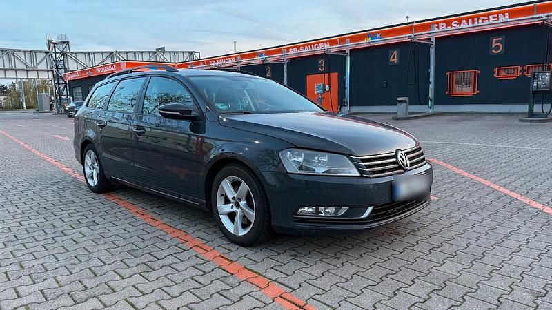 Usata VW Passat 105 CV (77 kW) 2014 Grigio Station wagon