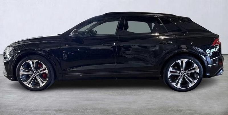 Gebraucht Audi SQ8 Competition 507 PS (372 kW) 2023 Mythosschwarz SUV