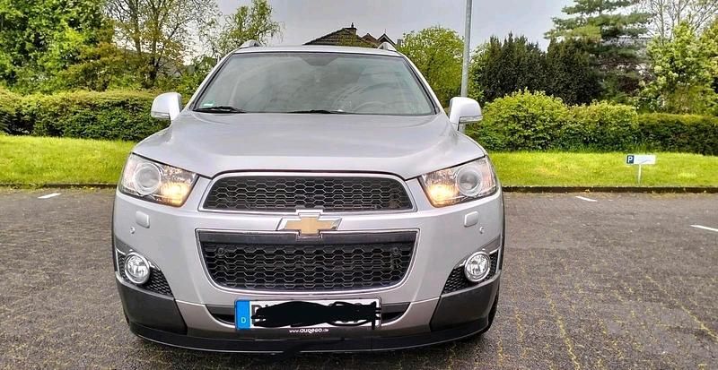 Gebraucht Chevrolet Captiva LTZ 185 PS (136 kW) 2013 Silber SUV