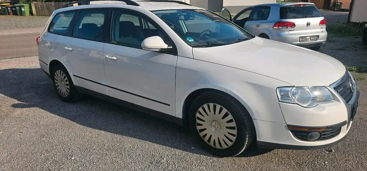 Gebraucht VW Passat 110 PS (80 kW) 2009 Weiß Kombi