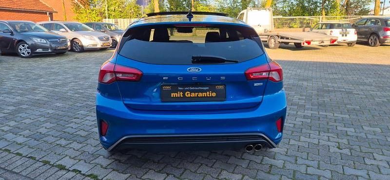 Usata Ford Focus ST-Line 120 CV (88 kW) 2019 Blu Berlina