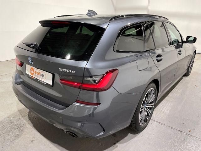 Gebraucht BMW 330e M Sport 252 PS (185 kW) 2022 Grau Kombi