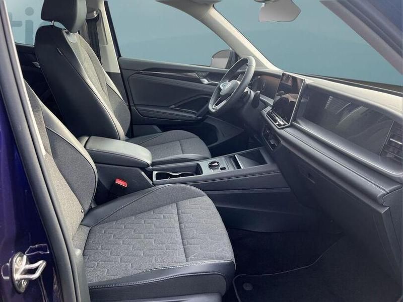 Gebraucht VW Tayron 193 PS (141 kW) 2025 Violett SUV