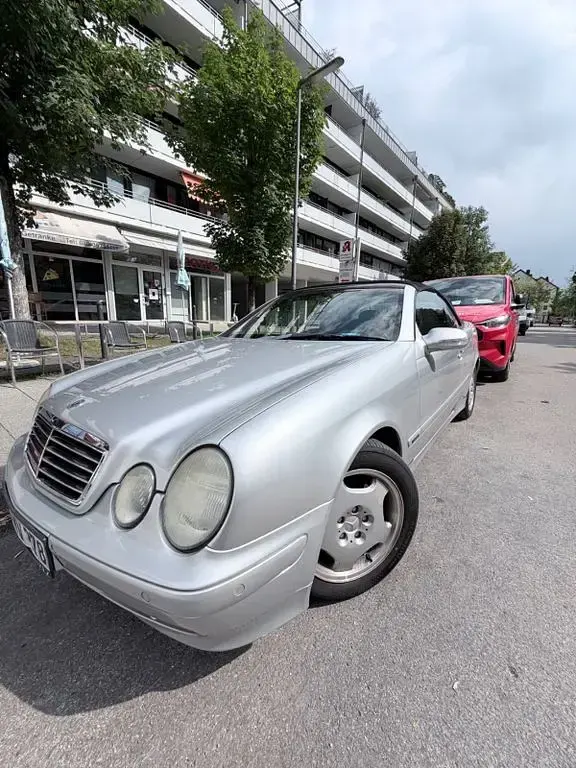 Gebraucht Mercedes 200 163 PS (119 kW) 2000 Silber Cabrio