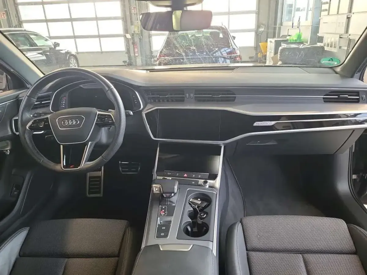 Gebraucht Audi A6 S-Line 265 PS (194 kW) 2022 Grau Kombi