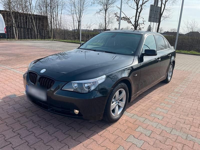 Gebraucht BMW 520 163 PS (119 kW) 2006 Schwarz Limousine