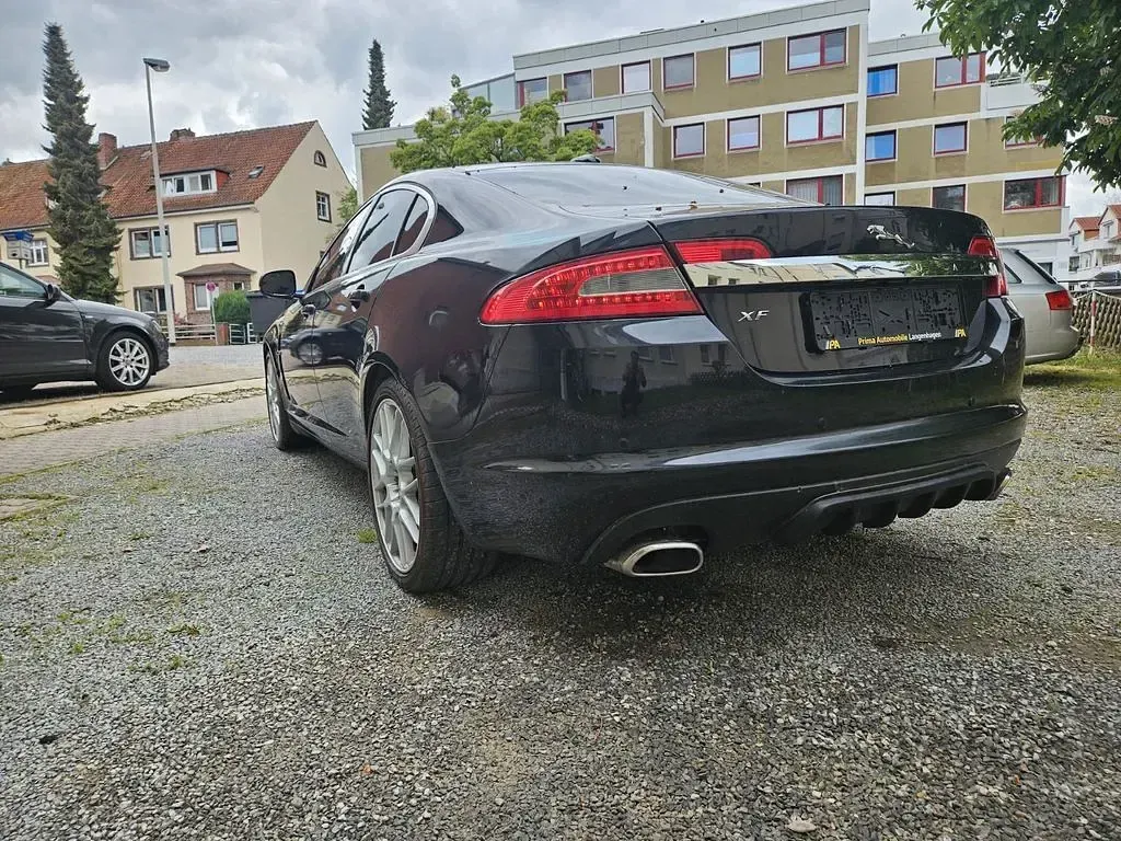 Gebraucht Jaguar XF 241 PS (177 kW) 2012 Schwarz Limousine