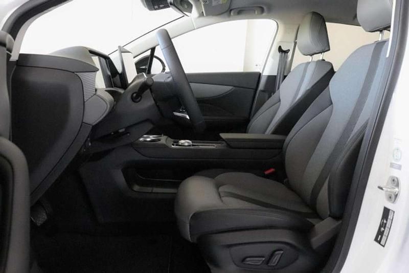 Neu MG MG4 EV 139 kW (190 PS) 2026 Dover white (weiß) Kleinwagen