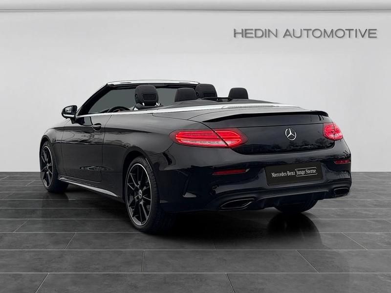 Gebraucht Mercedes C300 AMG 258 PS (189 kW) 2023 Schwarz Cabrio