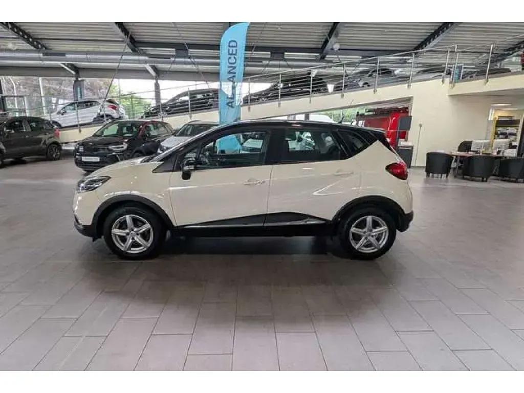 Gebraucht Renault Captur Luxe 90 PS (66 kW) 2014 Ivory beige SUV