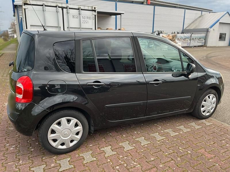 Second-hand Renault Modus 101 CP (74 kW) 2008 Negru Monovolum