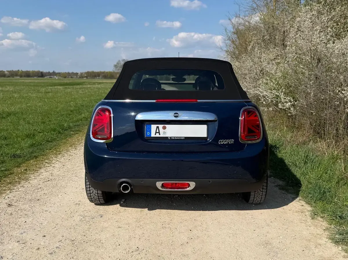 Gebraucht Mini Cooper Cabriolet 136 PS (100 kW) 2019 Blau Cabrio