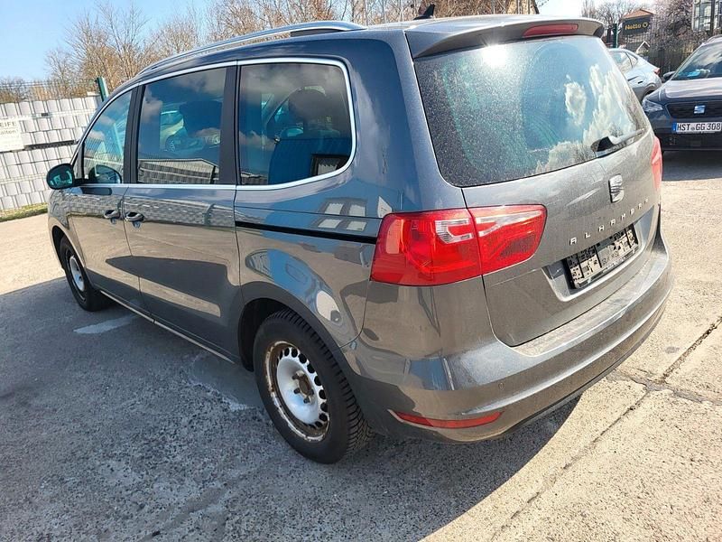 Gebraucht Seat Alhambra Style 177 PS (130 kW) 2015 Grau Van / Kleinbus