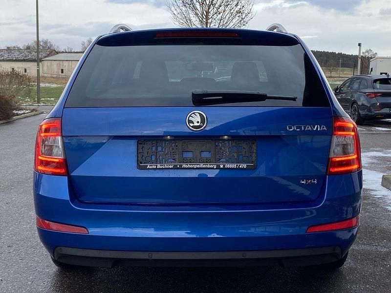 Gebraucht Skoda Octavia 150 PS (110 kW) 2014 Blau Kombi