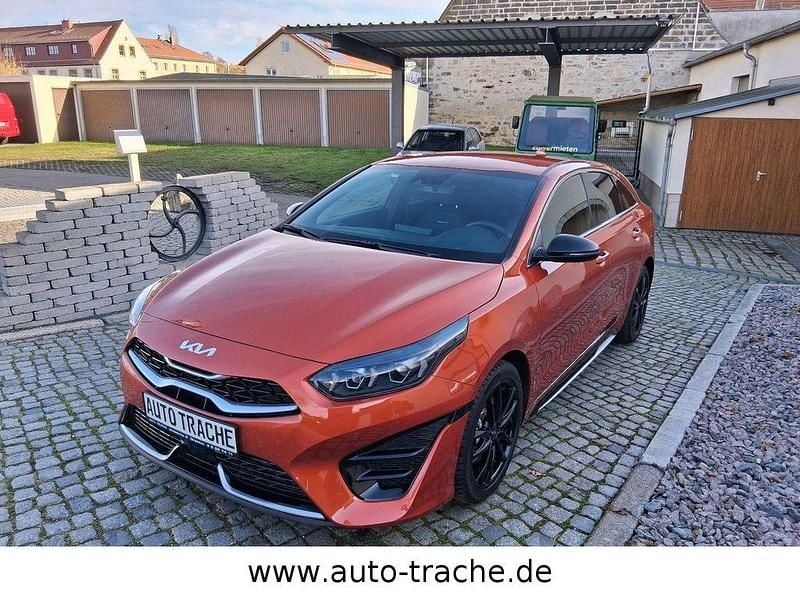 Orange Gebraucht 2023 Kia ProCeed Kleinwagen | 21.500 € (Superpreis) - Bild 1/4