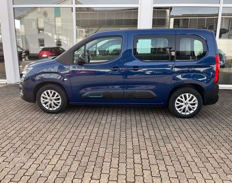 Gebraucht Citroën e-Berlingo Feel 100 kW (136 PS) 2023 Nachtblau Van / Kleinbus