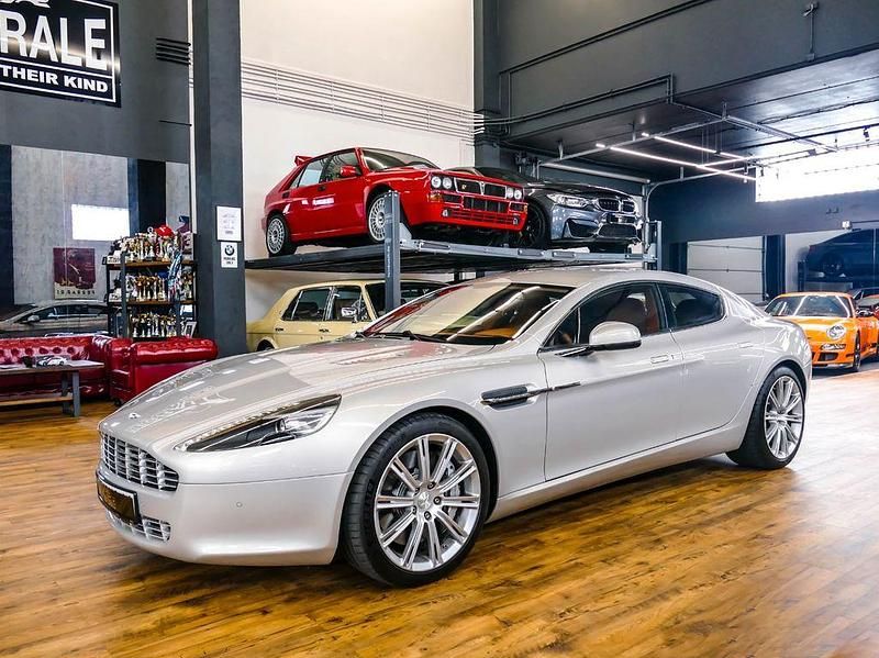 Silber Gebraucht 2011 Aston Martin Rapide Limousine | 74.900 € - Bild 1/4