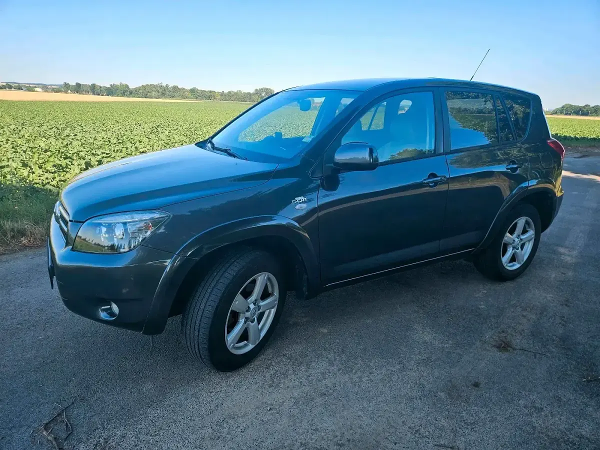 Gebraucht Toyota RAV4 177 PS (130 kW) 2006 Grau SUV