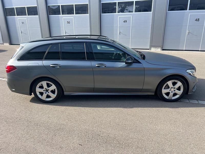 Gebraucht Mercedes C300 245 PS (180 kW) 2016 Grau Kombi