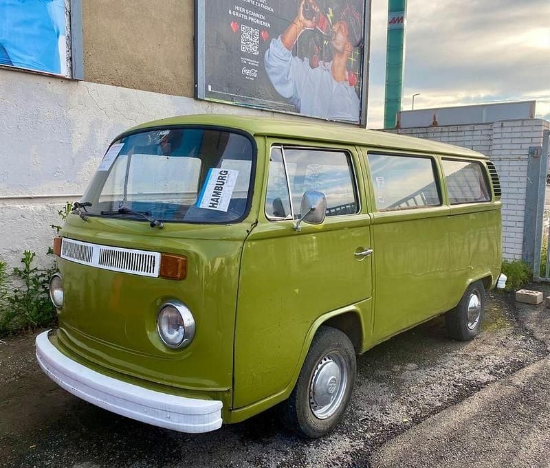 Grün Gebraucht 1977 VW T2 Van | 6.300 € - Bild 1/4