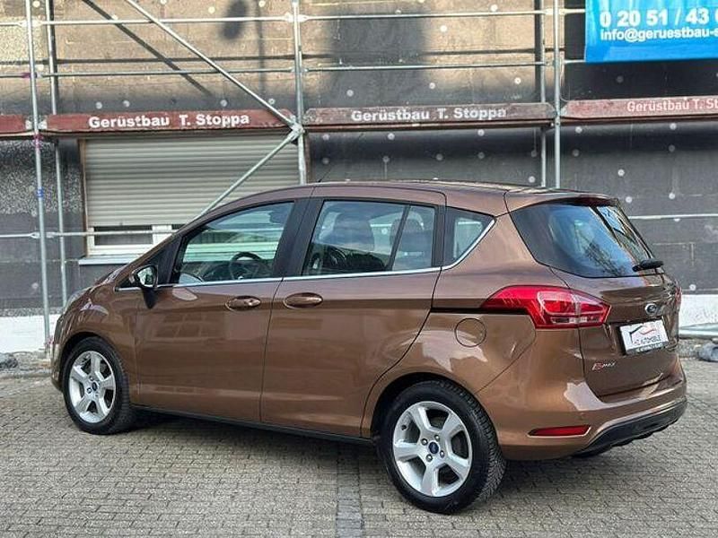 Gebraucht Ford B-MAX Titanium 125 PS (91 kW) 2014 Braun Van / Kleinbus