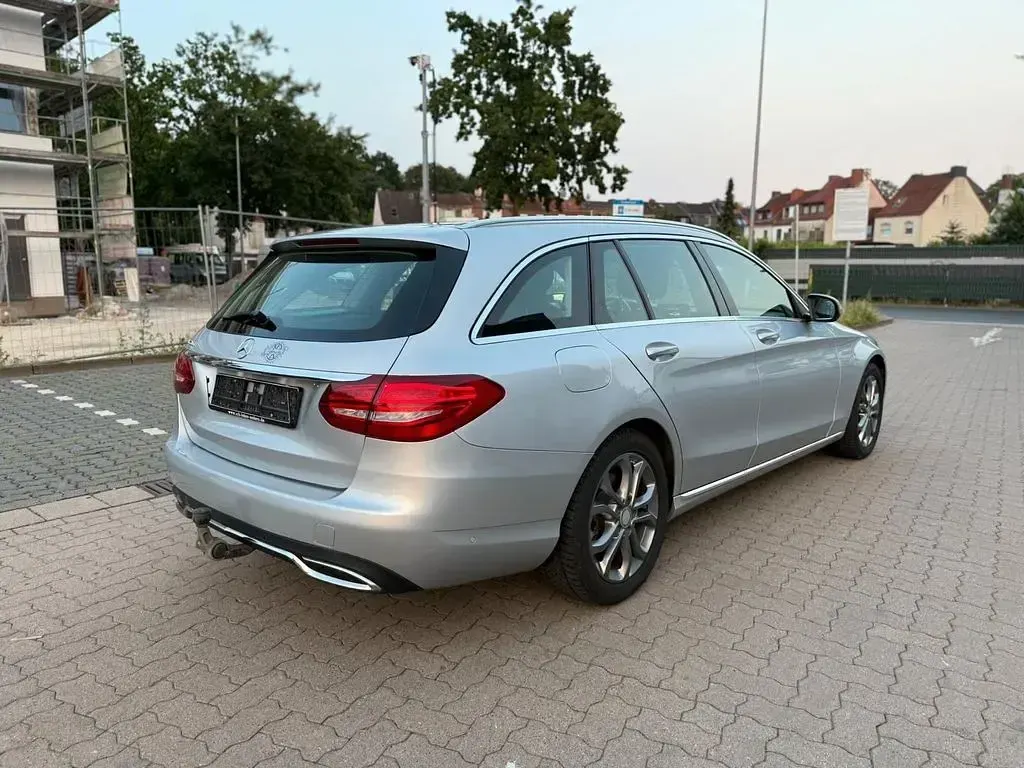 Gebraucht Mercedes C220 170 PS (125 kW) 2016 Silber Kombi